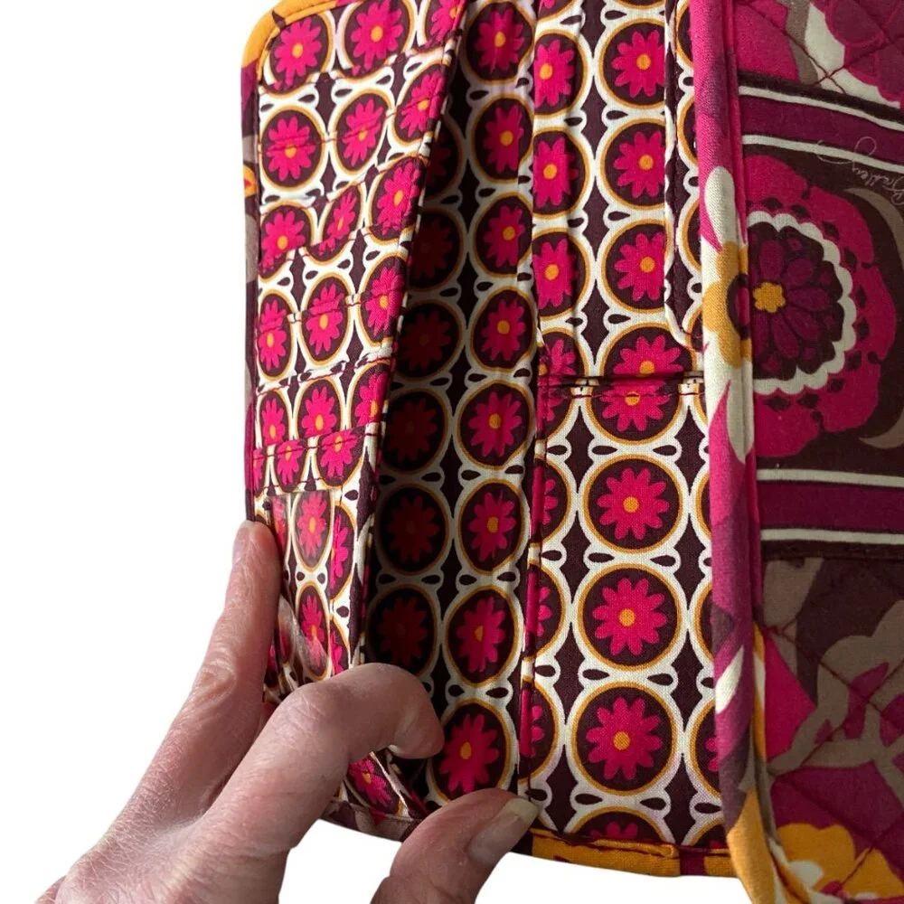Vera Bradley women's pink trifold wallet clutch bag money change cardholder